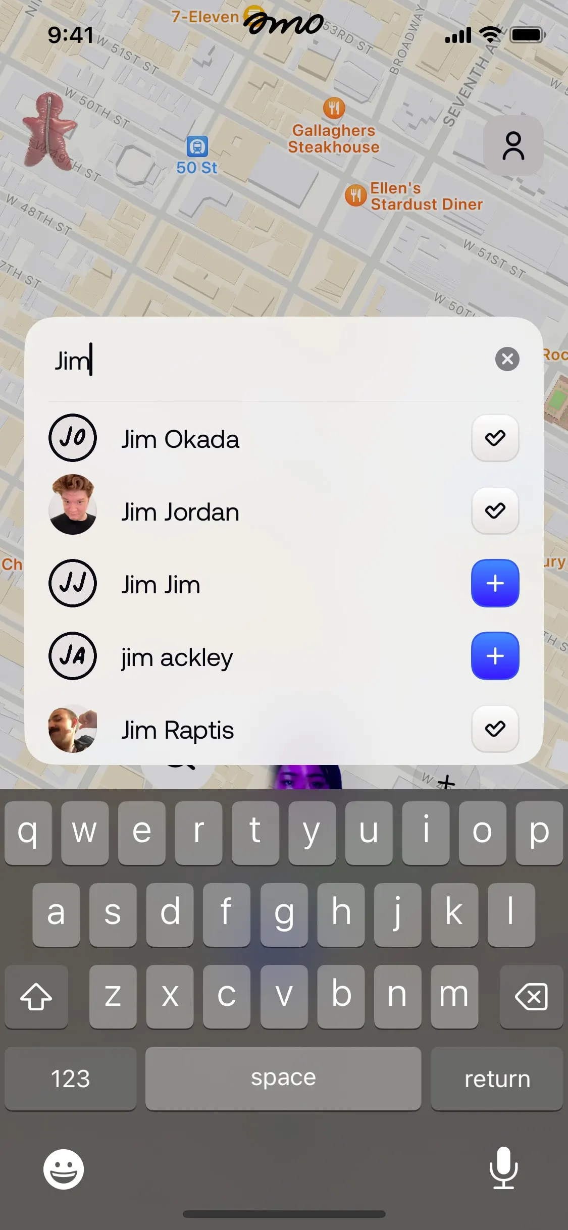 Amo UI Design Screenshot: Location Sharing & Social Maps